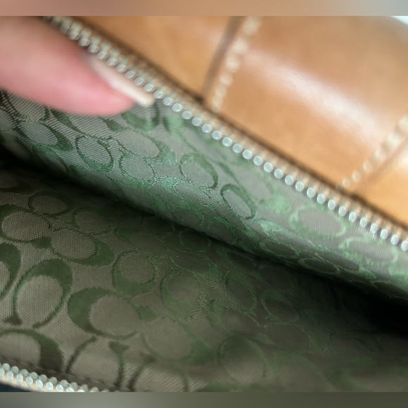 Authentic Coach Tan Wallet with checkbook slot and pen loop. (Pre-owned) - Picture 4 of 4